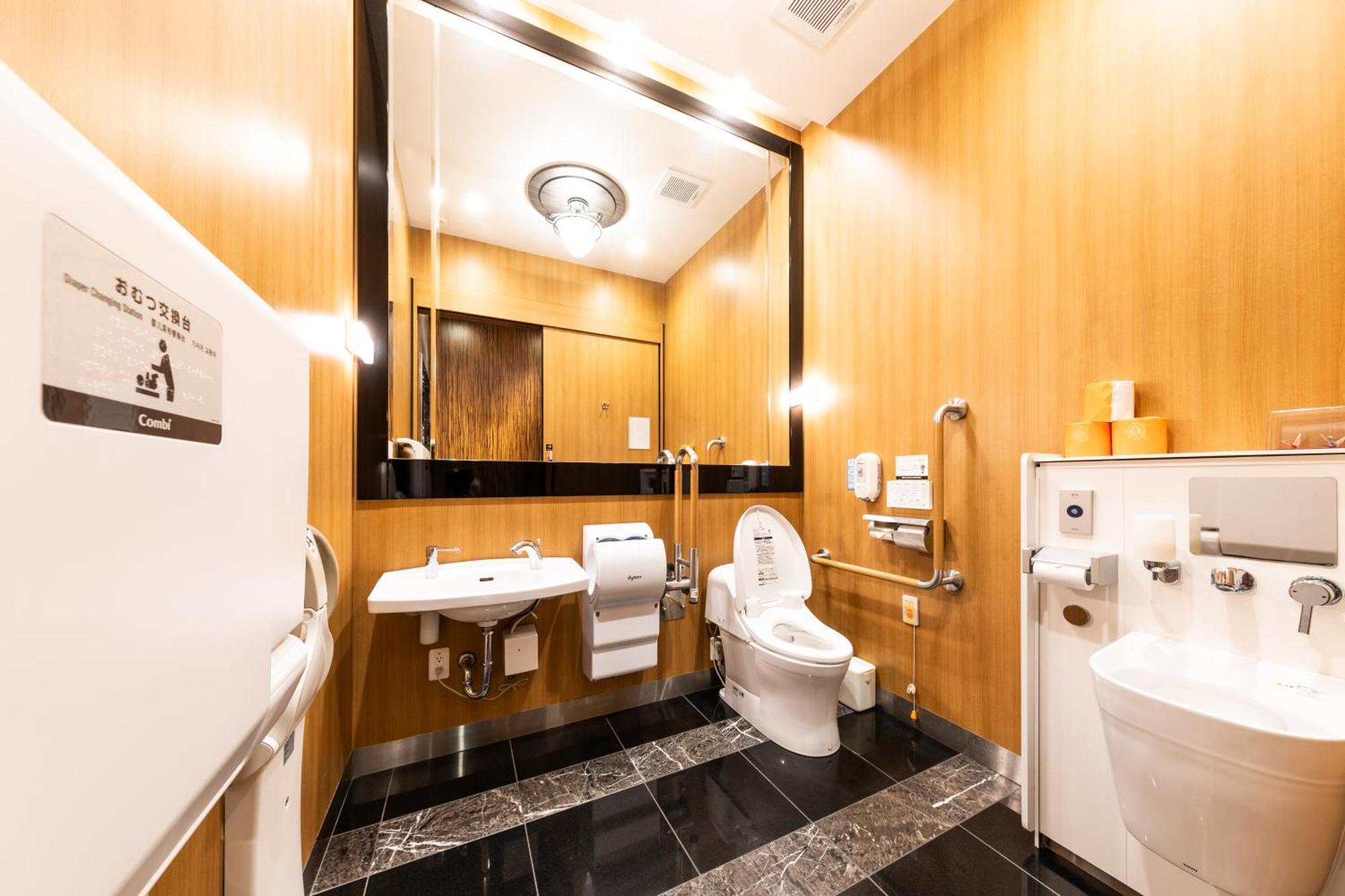 אוסקה Apa Hotel Yodoyabashi Kitahama Ekimae מראה חיצוני תמונה